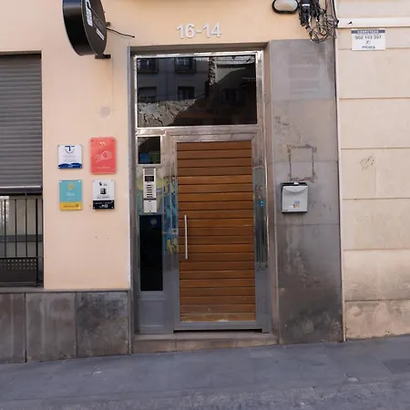 Refugio Con Encanto En El Casco Antiguo De Alicante!